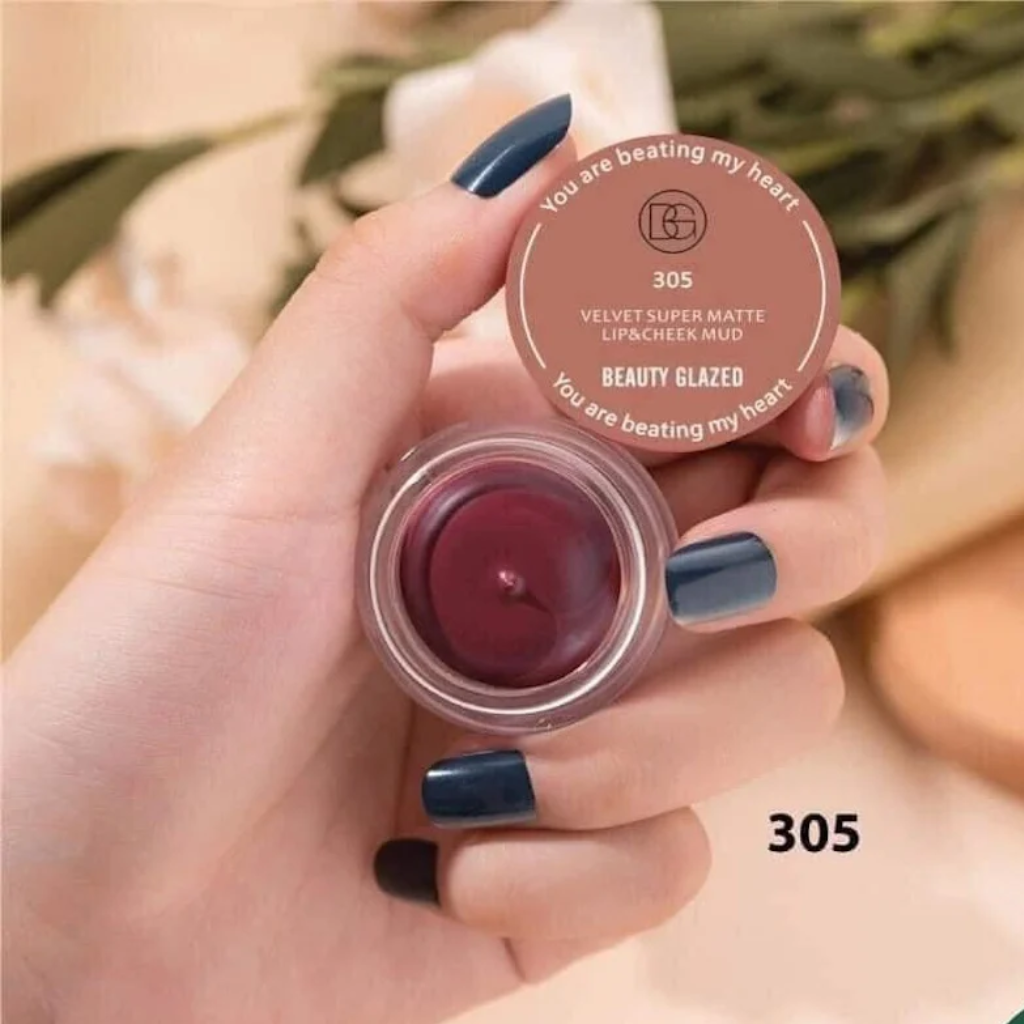 Beauty-Glazed-Velvet-Supper-Matte-Lipstick-–-305.webp Beauty Glazed Velvet Supper Matte Lipstick – 305 - Image 1